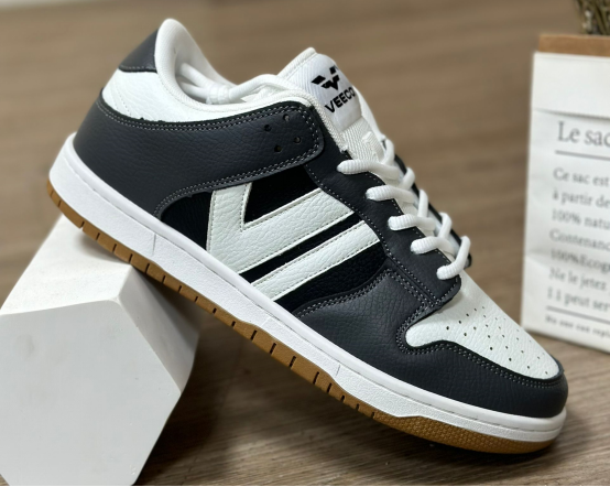 Sneakers White Grey